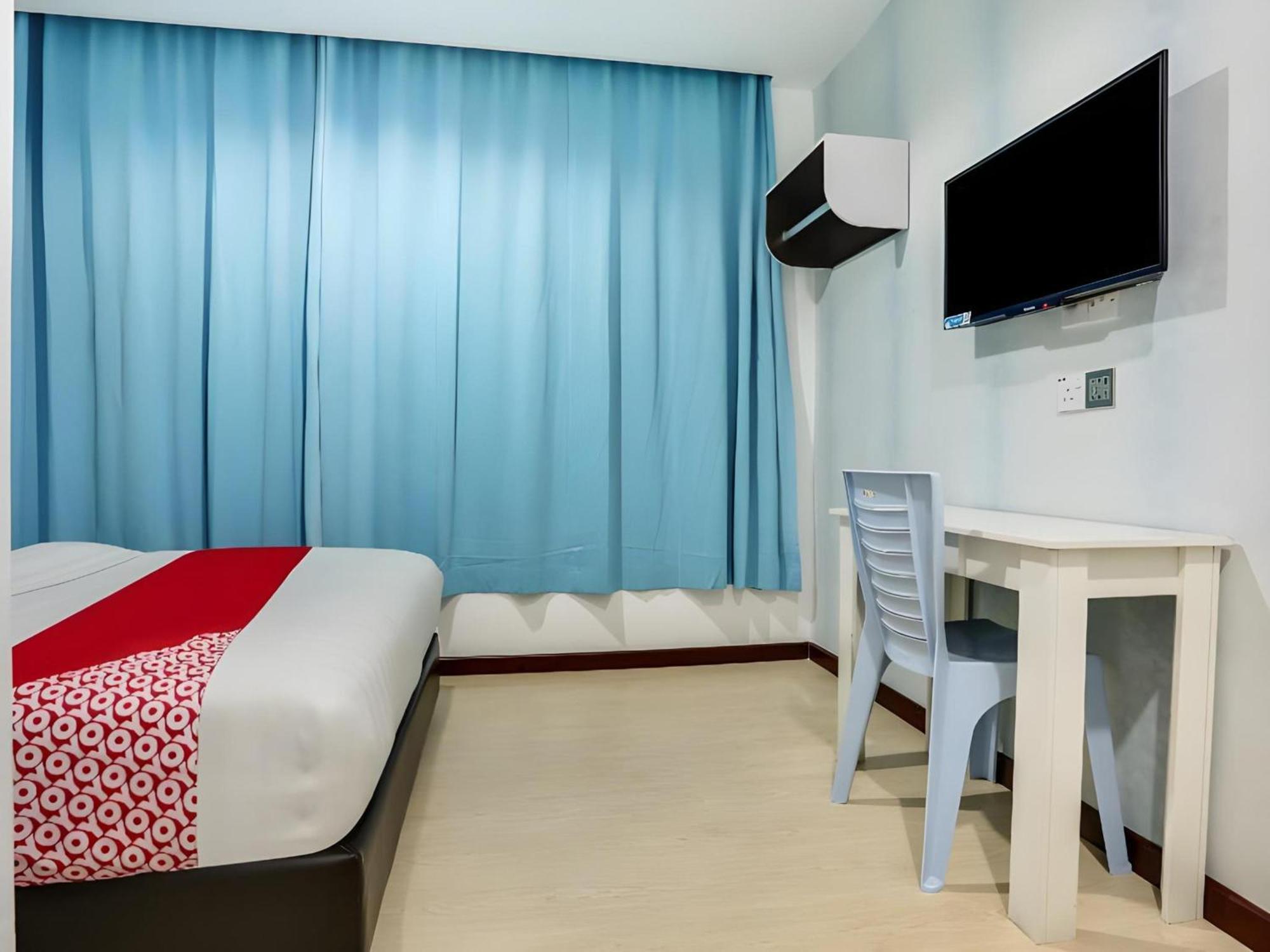 Oyo 89583 Grove Hotel Kajang Exteriör bild